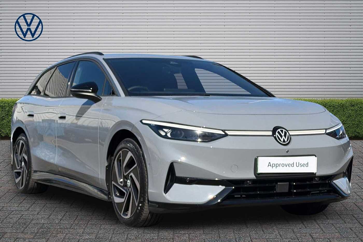 Main listing image - Volkswagen ID.7
