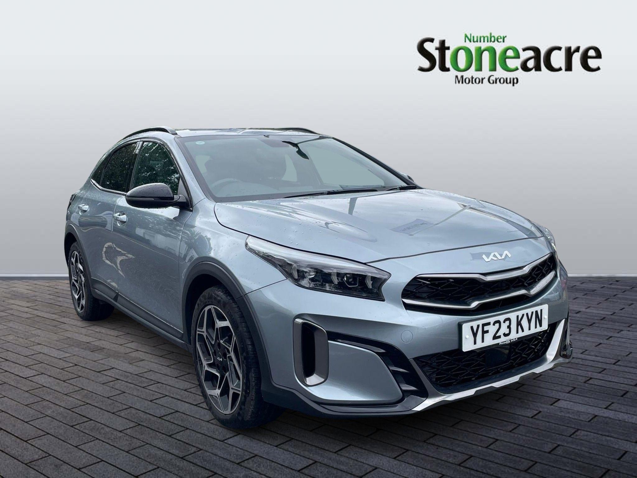 Main listing image - Kia XCeed
