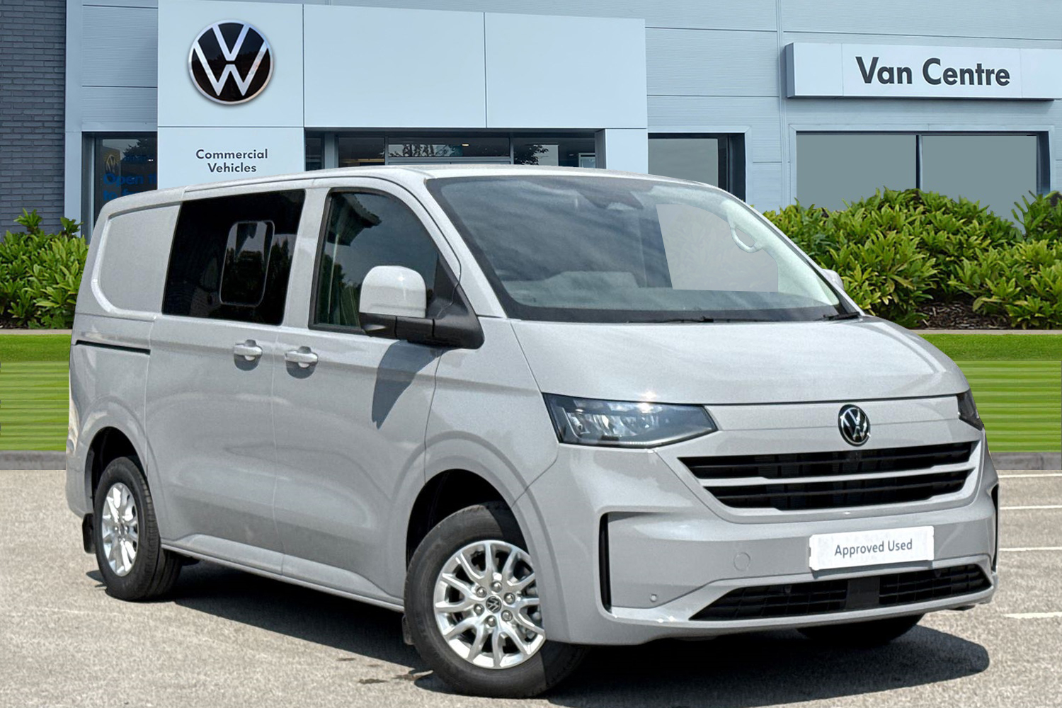 Main listing image - Volkswagen Transporter