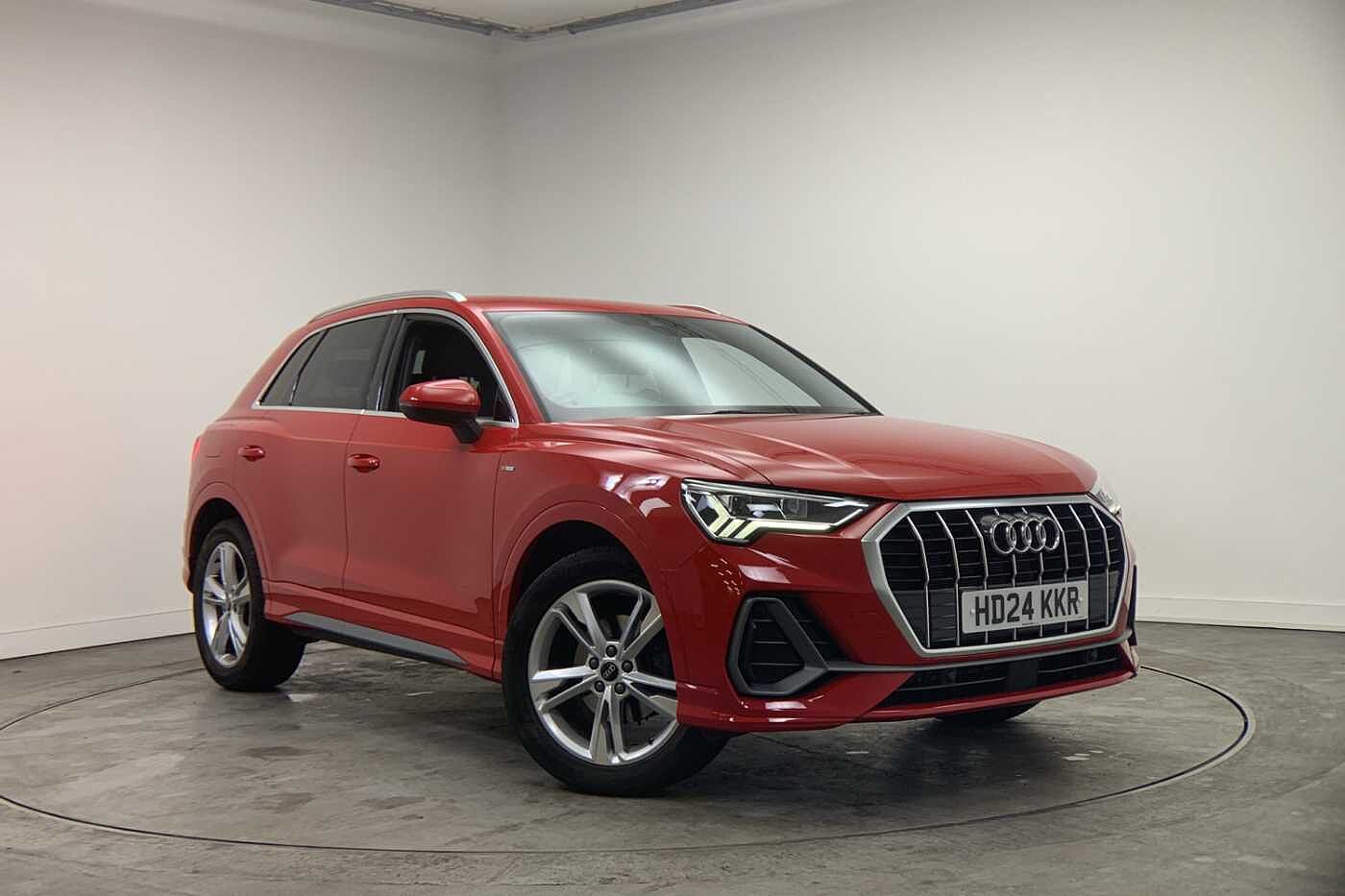 Main listing image - Audi Q3