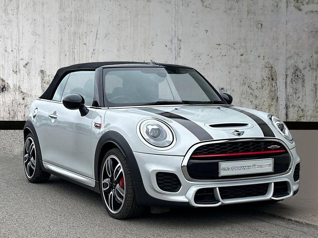 Main listing image - MINI Convertible