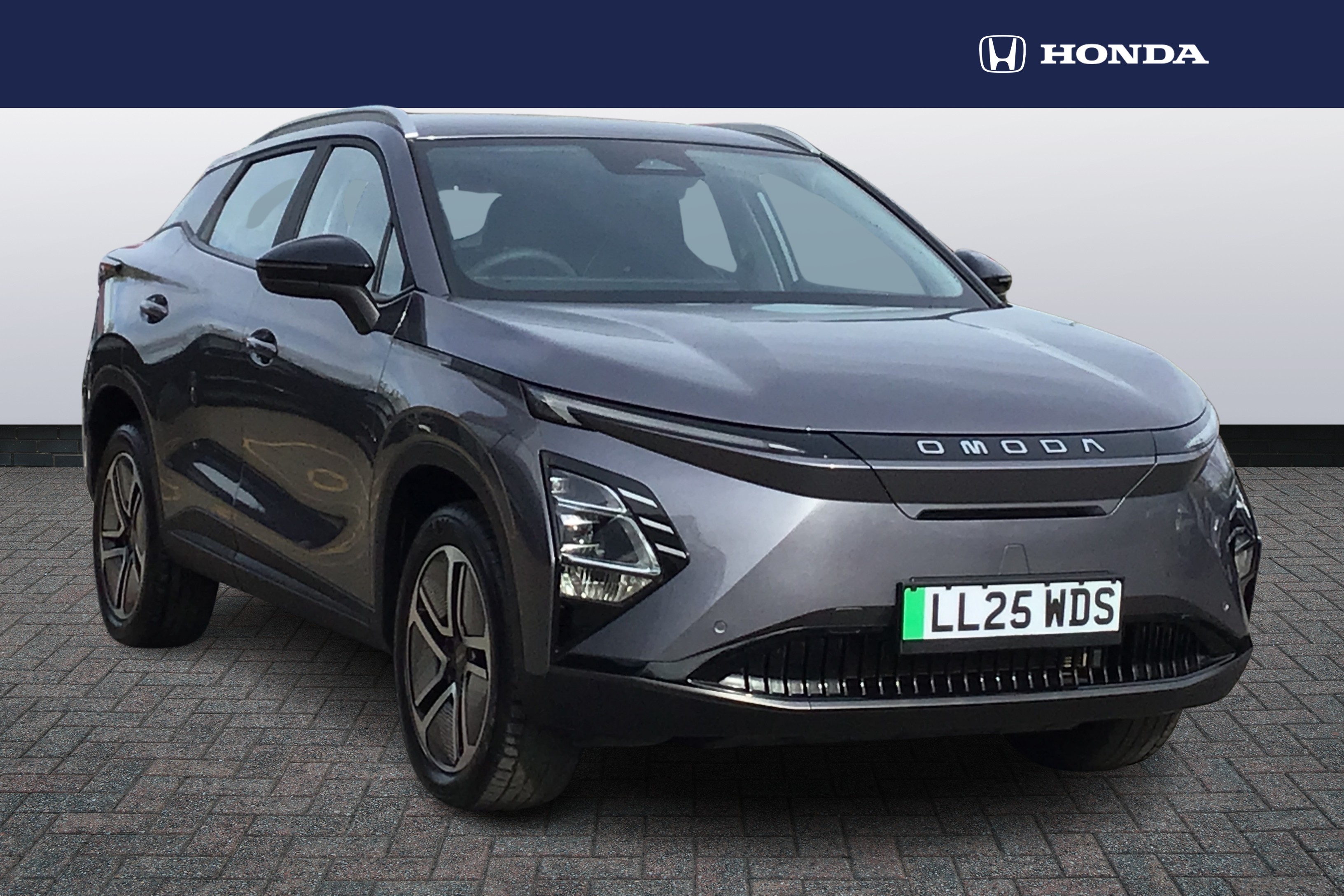 Main listing image - Omoda 5