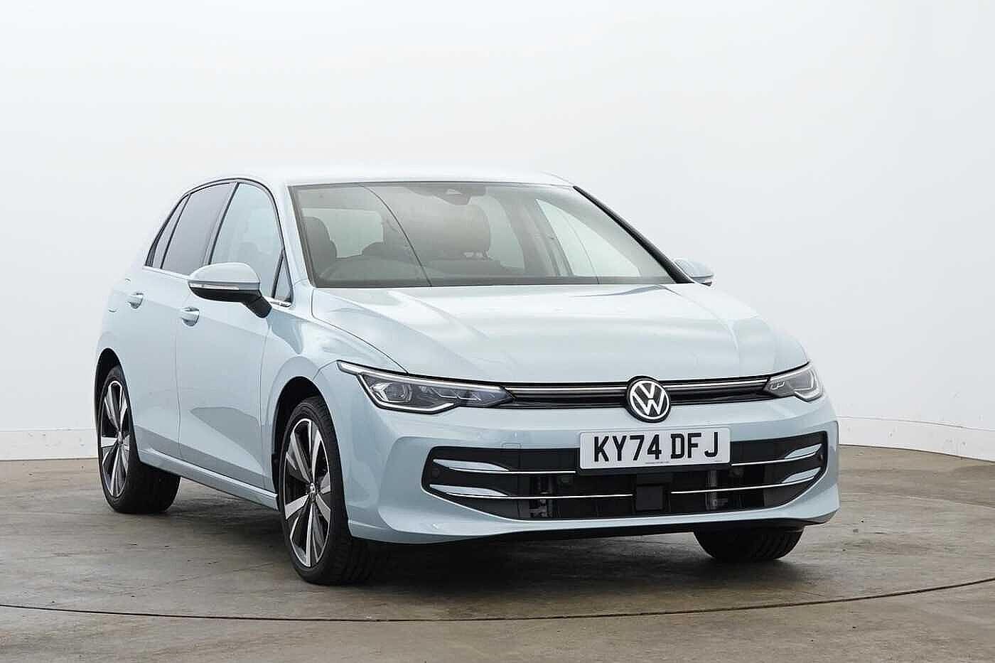 Main listing image - Volkswagen Golf