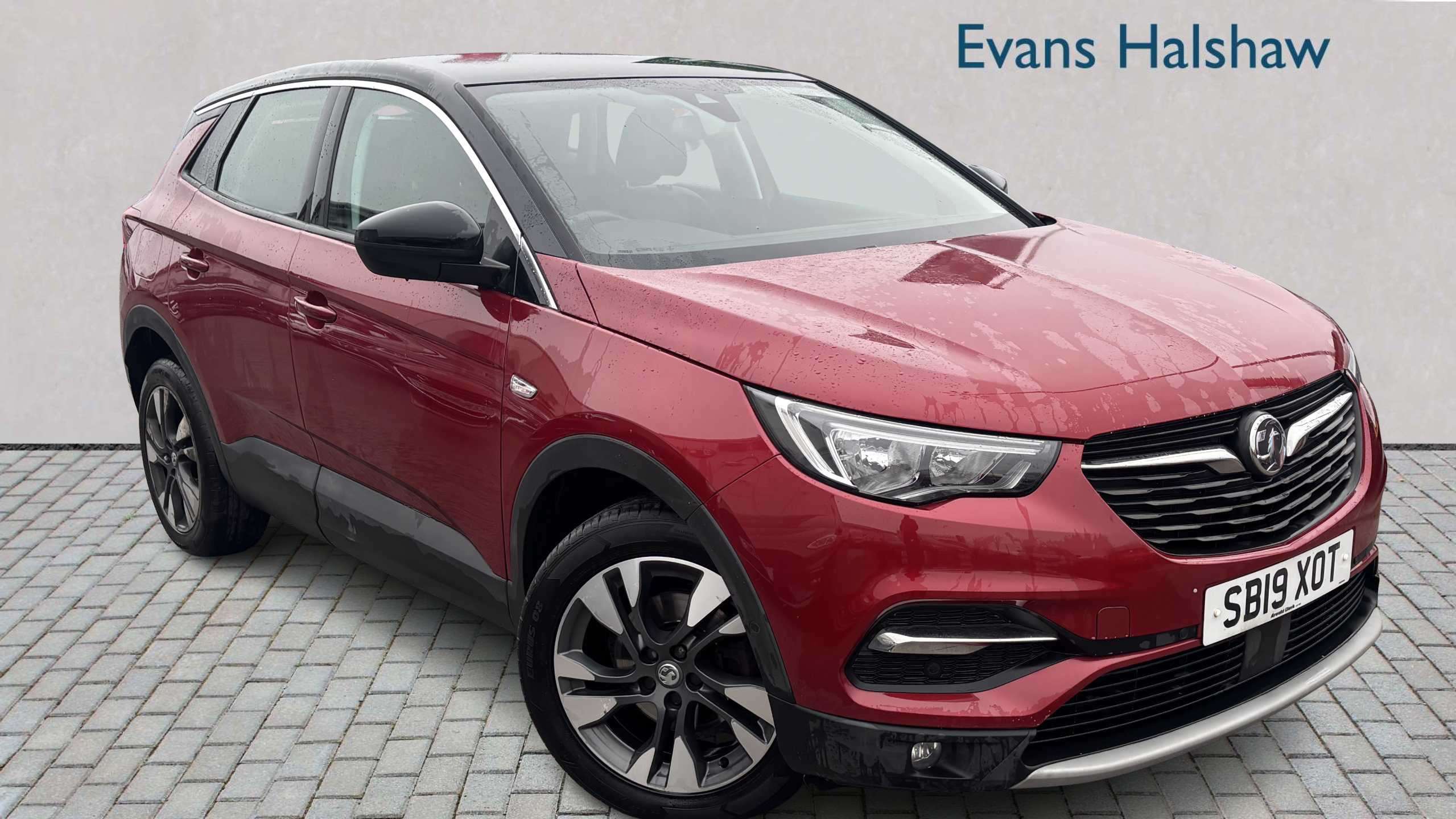 Main listing image - Vauxhall Grandland X