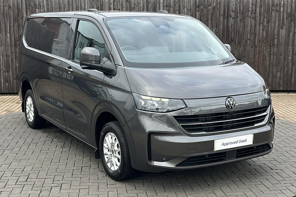 Main listing image - Volkswagen Transporter