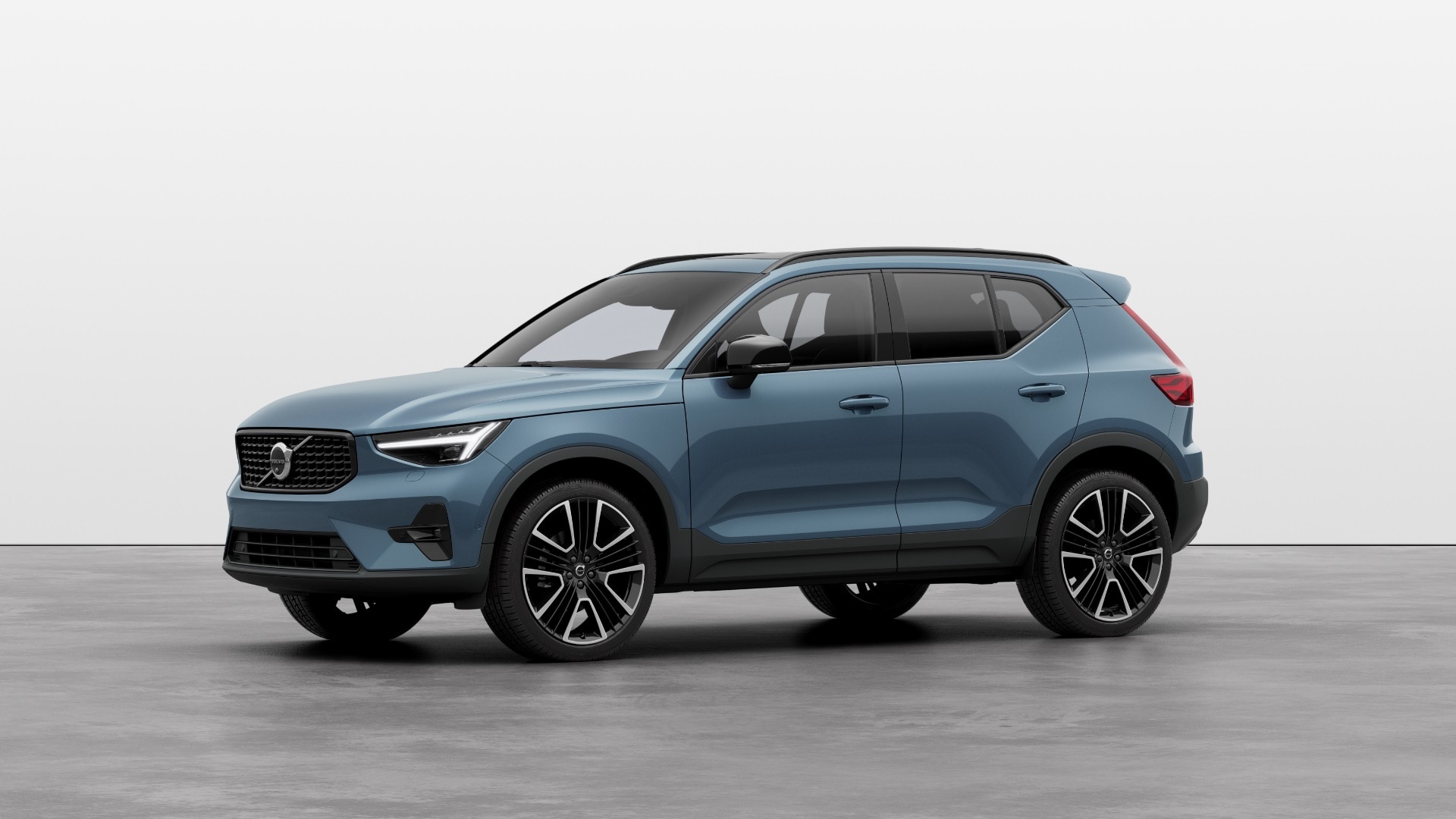 Main listing image - Volvo XC40