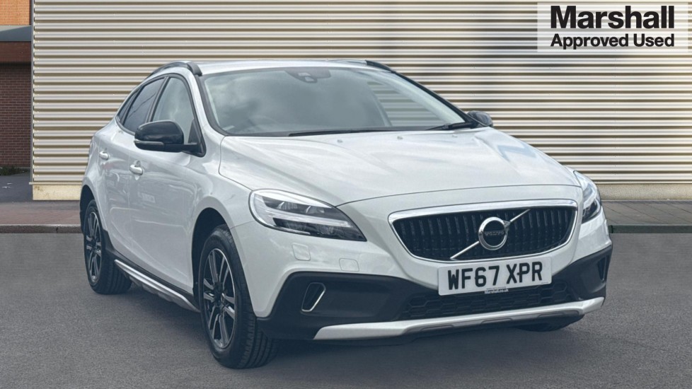 Main listing image - Volvo V40 Cross Country