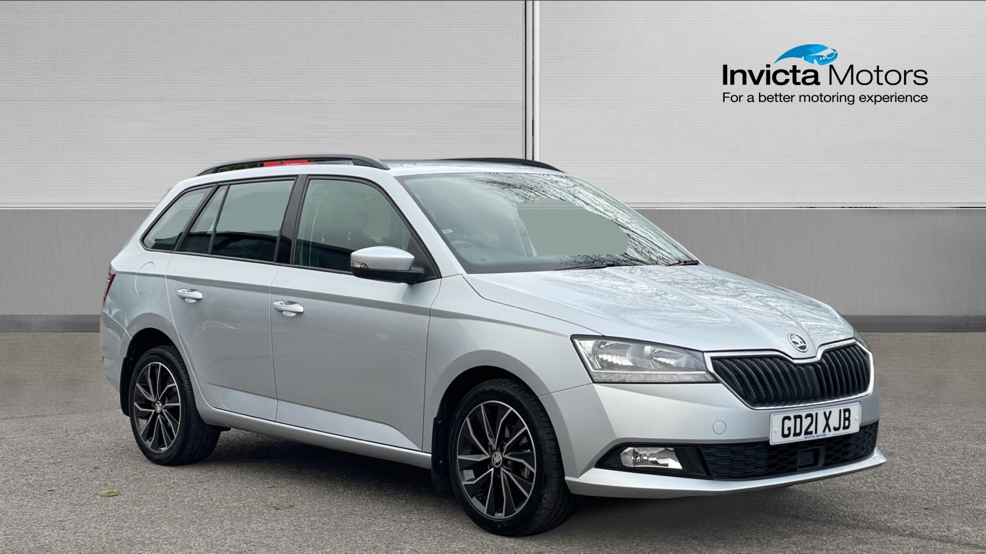 Main listing image - Skoda Fabia Estate