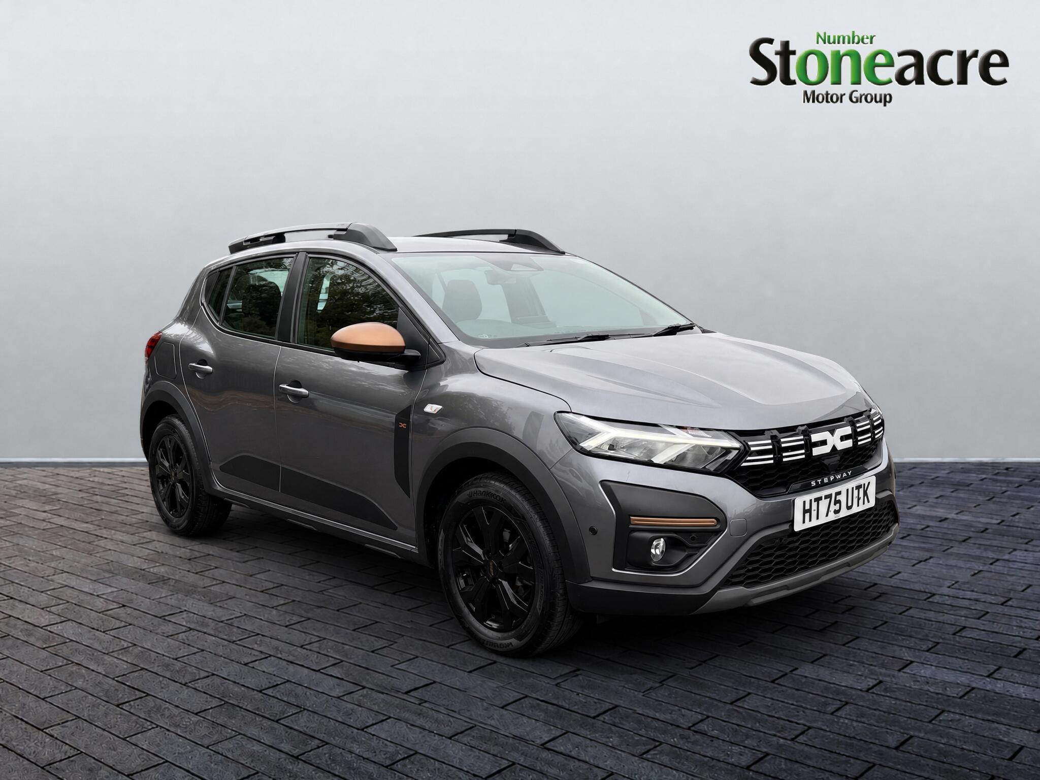 Main listing image - Dacia Sandero Stepway
