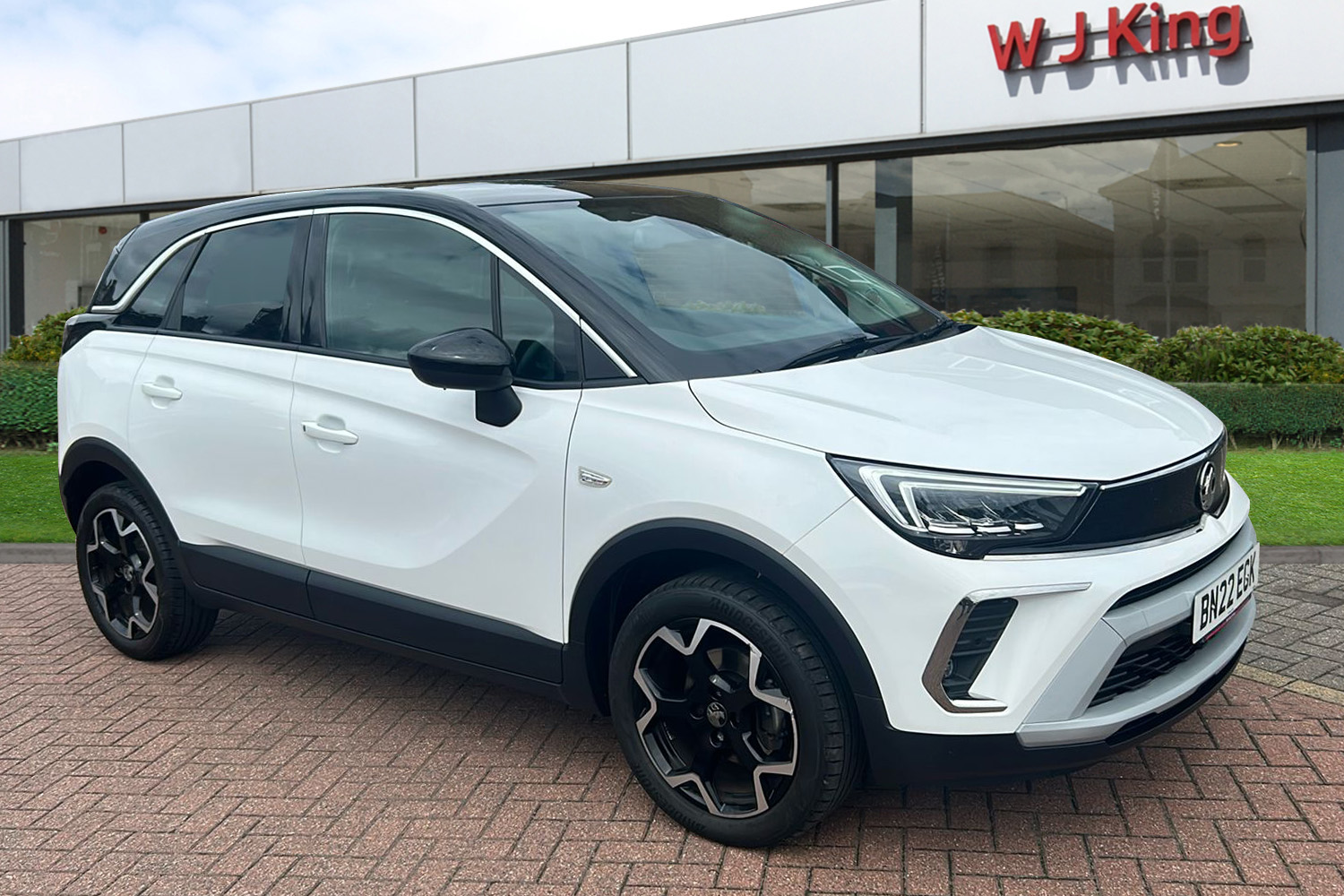 Main listing image - Vauxhall Crossland