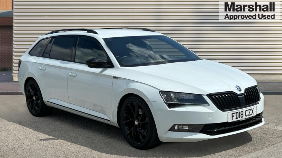 Main listing image - Skoda Superb Estate