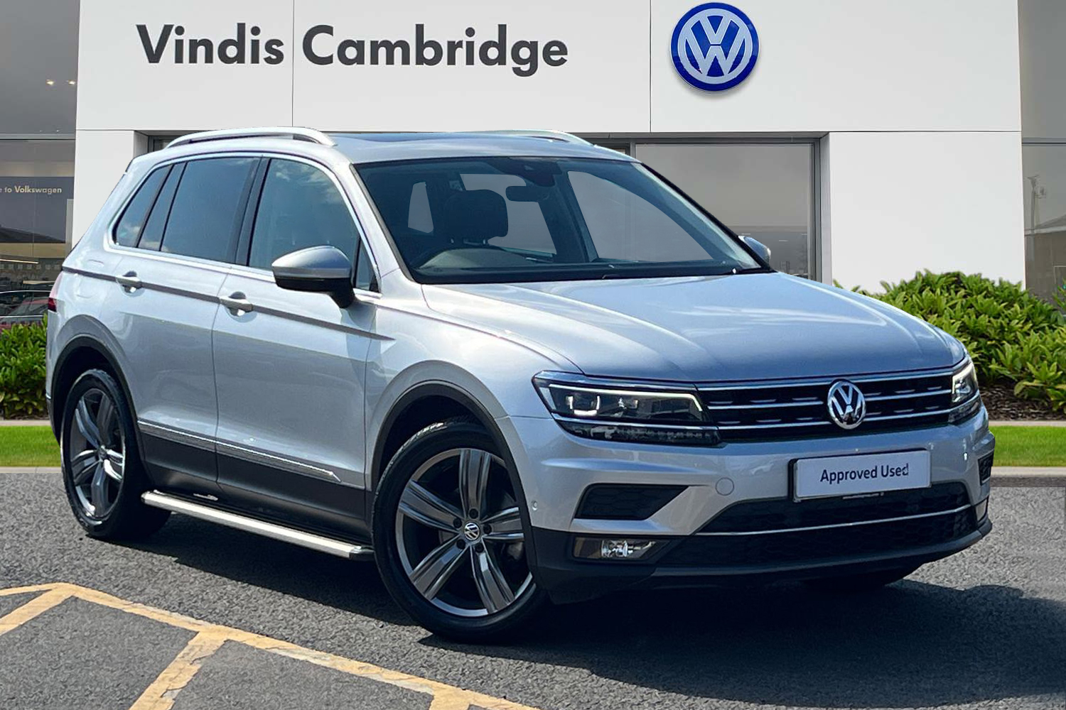 Main listing image - Volkswagen Tiguan