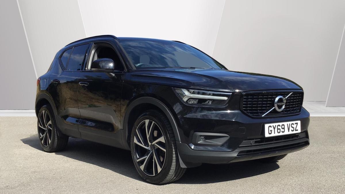 Main listing image - Volvo XC40
