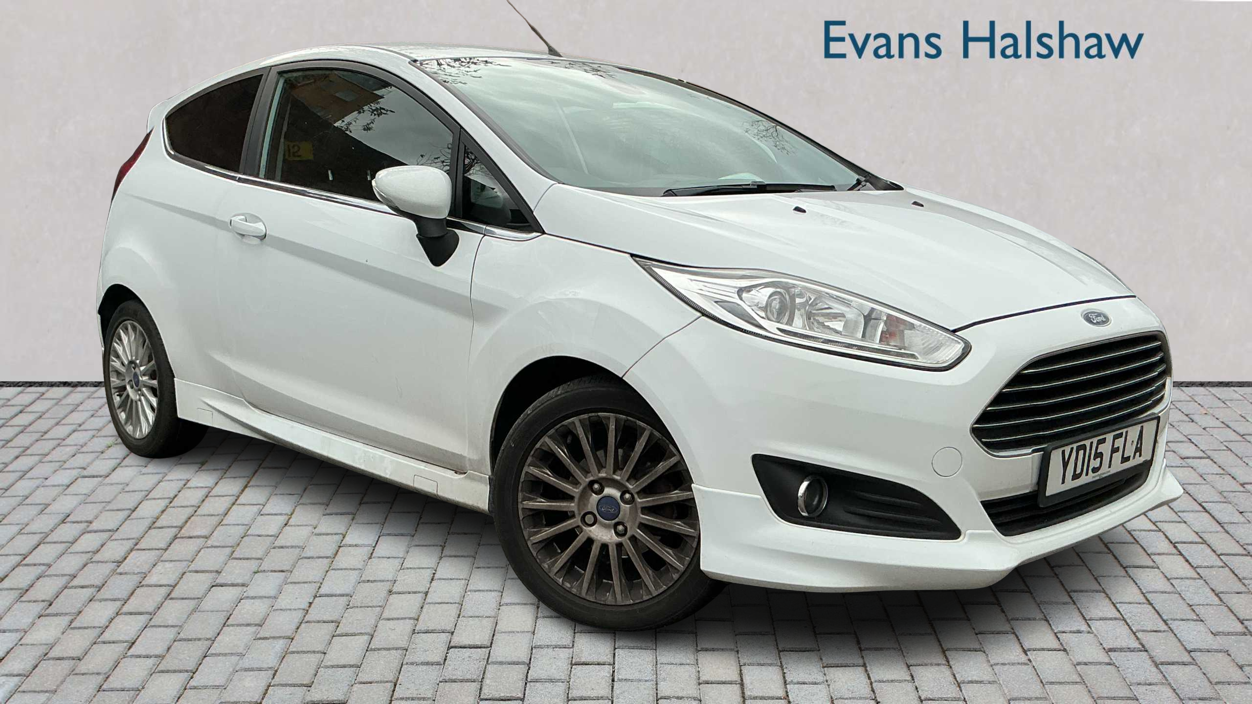 Main listing image - Ford Fiesta