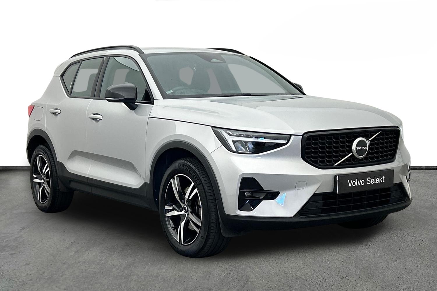 Main listing image - Volvo XC40