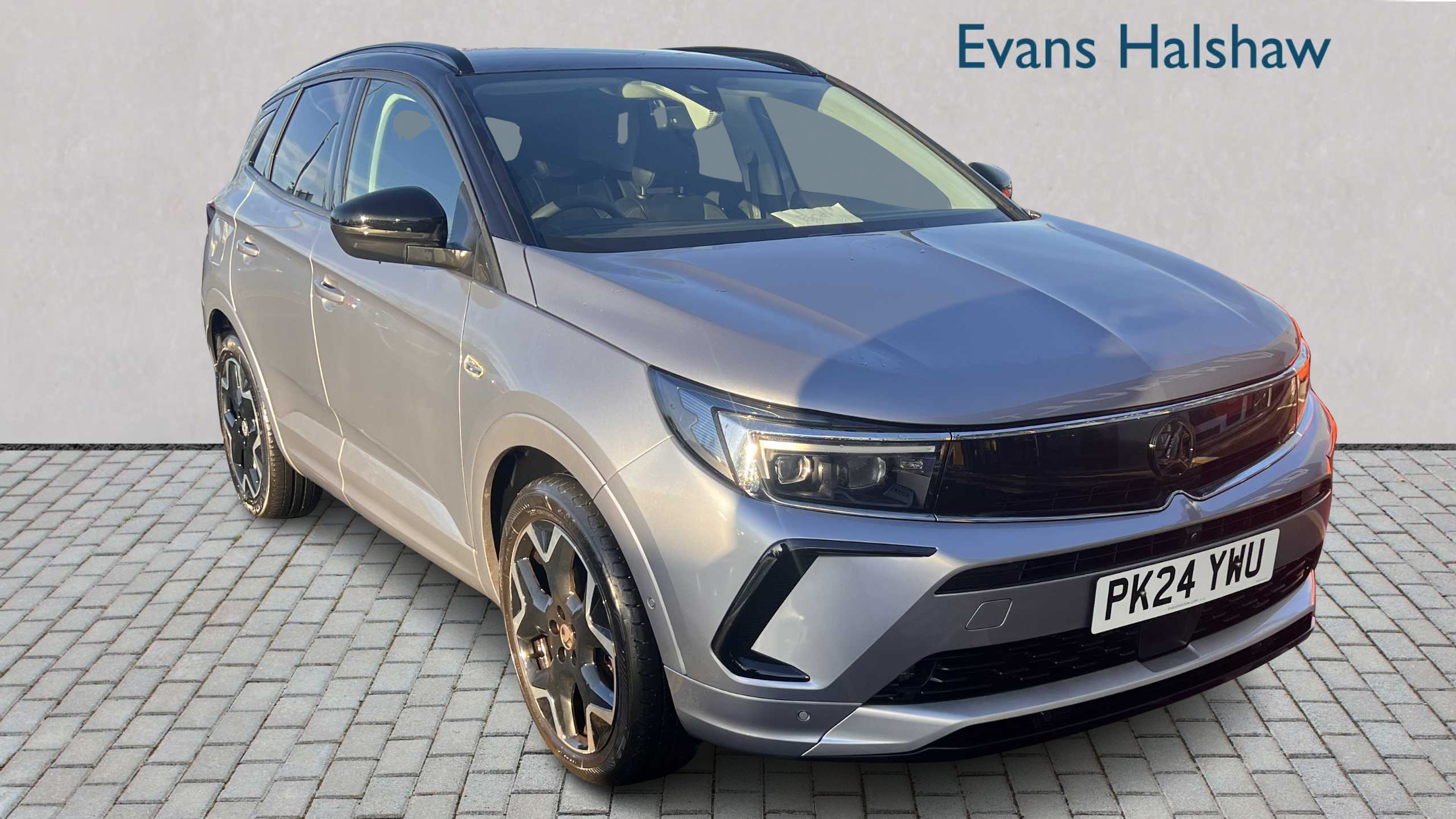 Main listing image - Vauxhall Grandland