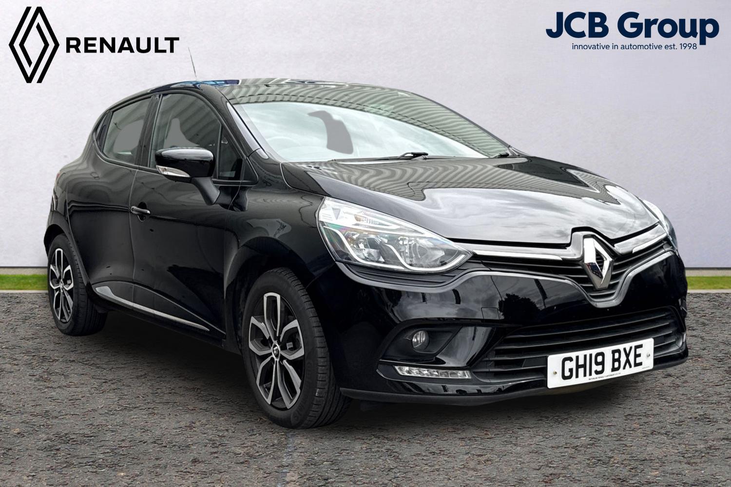 Main listing image - Renault Clio
