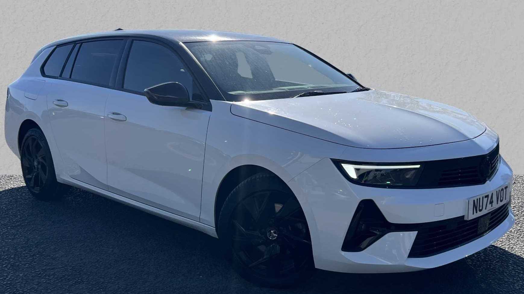 Main listing image - Vauxhall Astra Sports Tourer