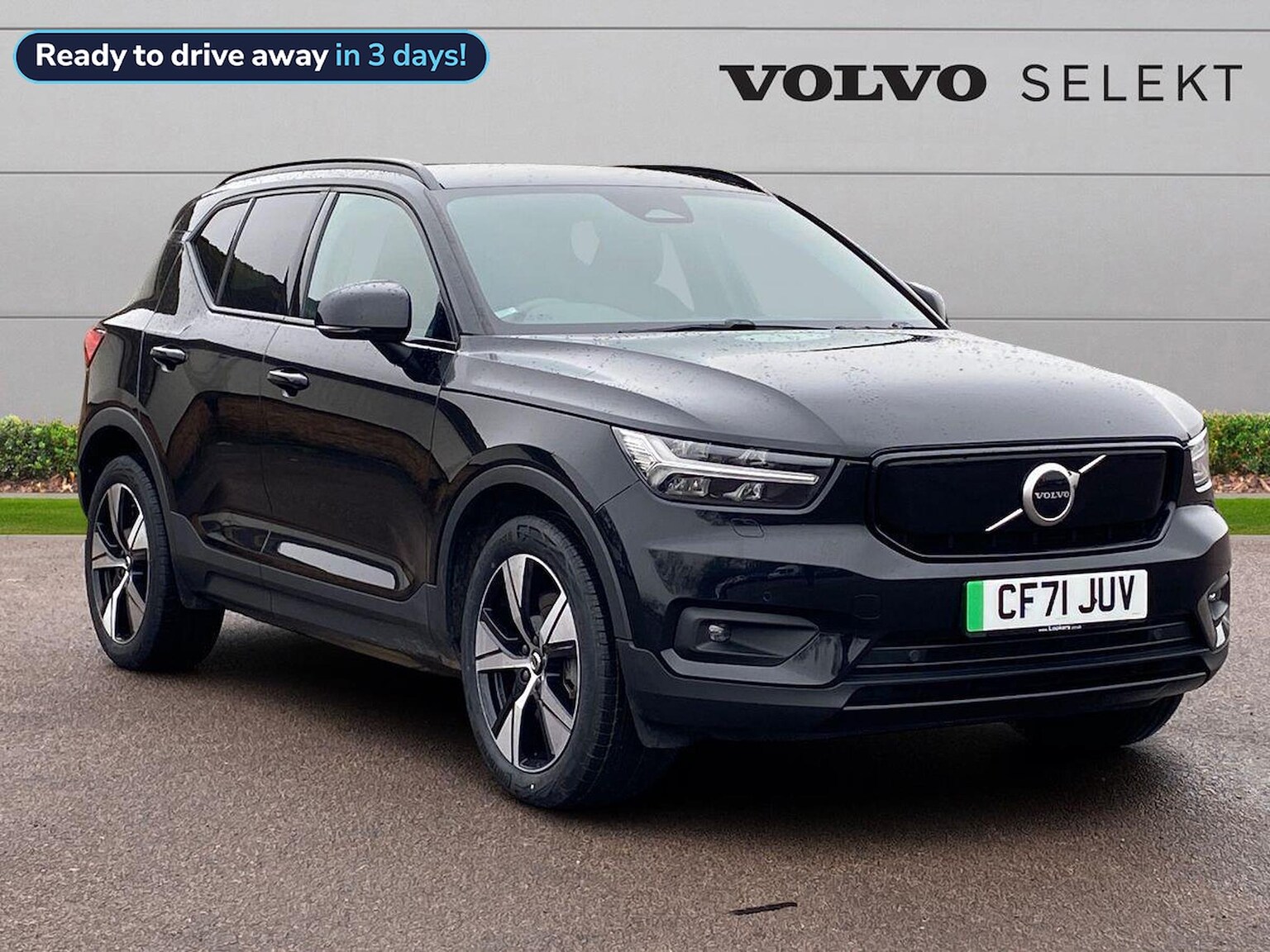 Main listing image - Volvo XC40 Recharge