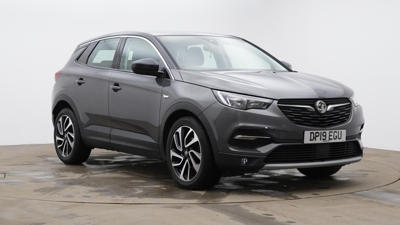 Main listing image - Vauxhall Grandland X