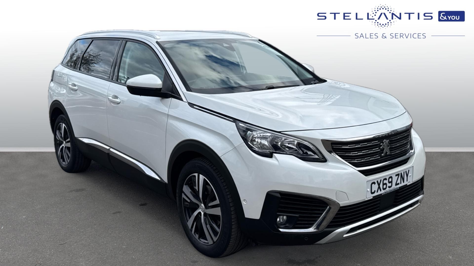 Main listing image - Peugeot 5008