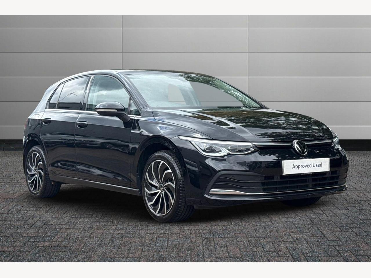 Main listing image - Volkswagen Golf