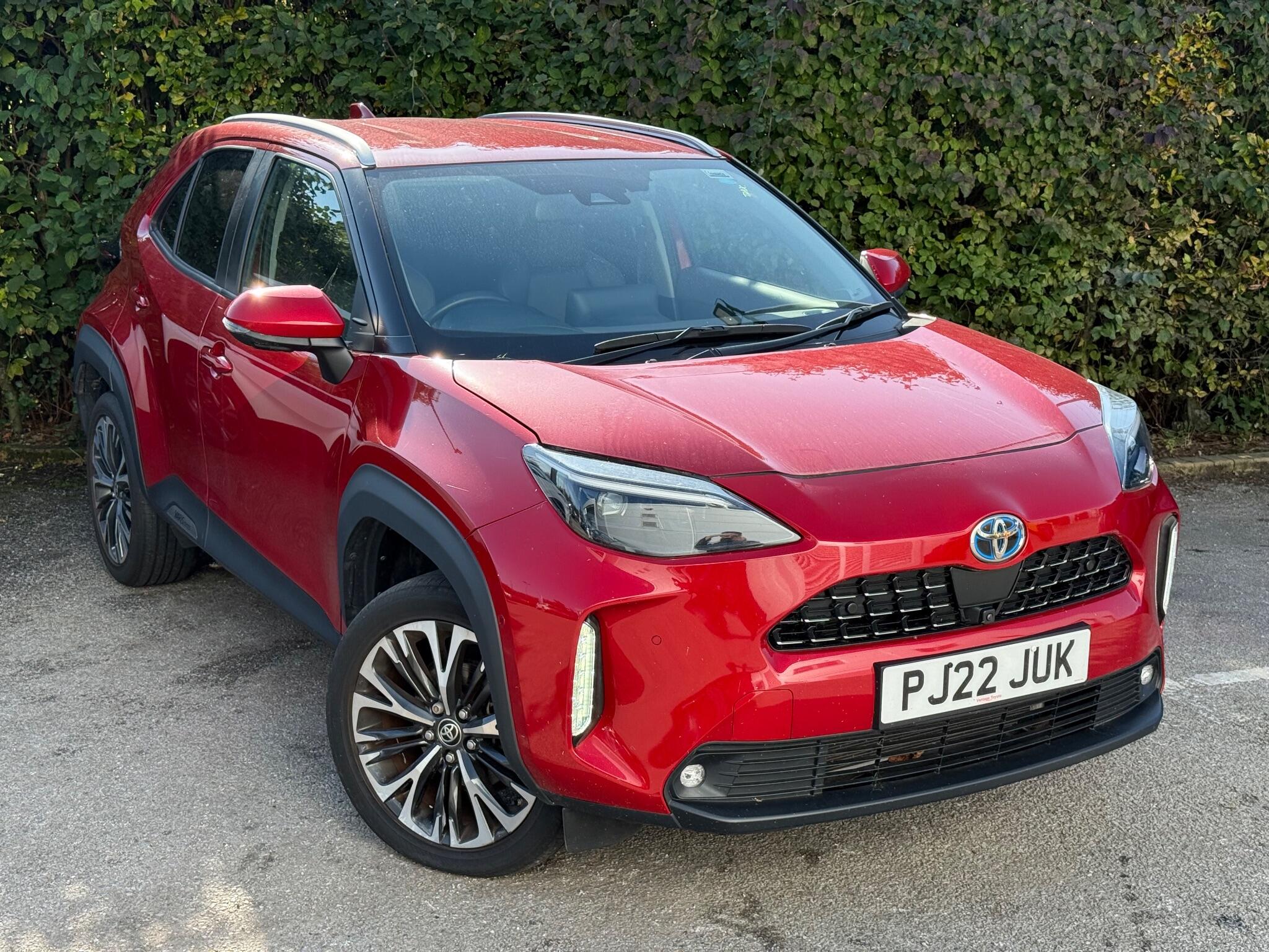 Main listing image - Toyota Yaris Cross
