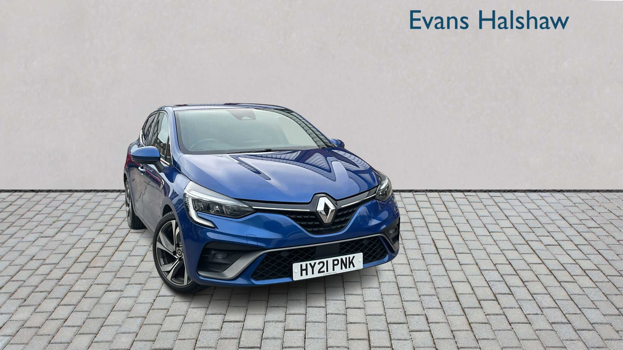 Main listing image - Renault Clio
