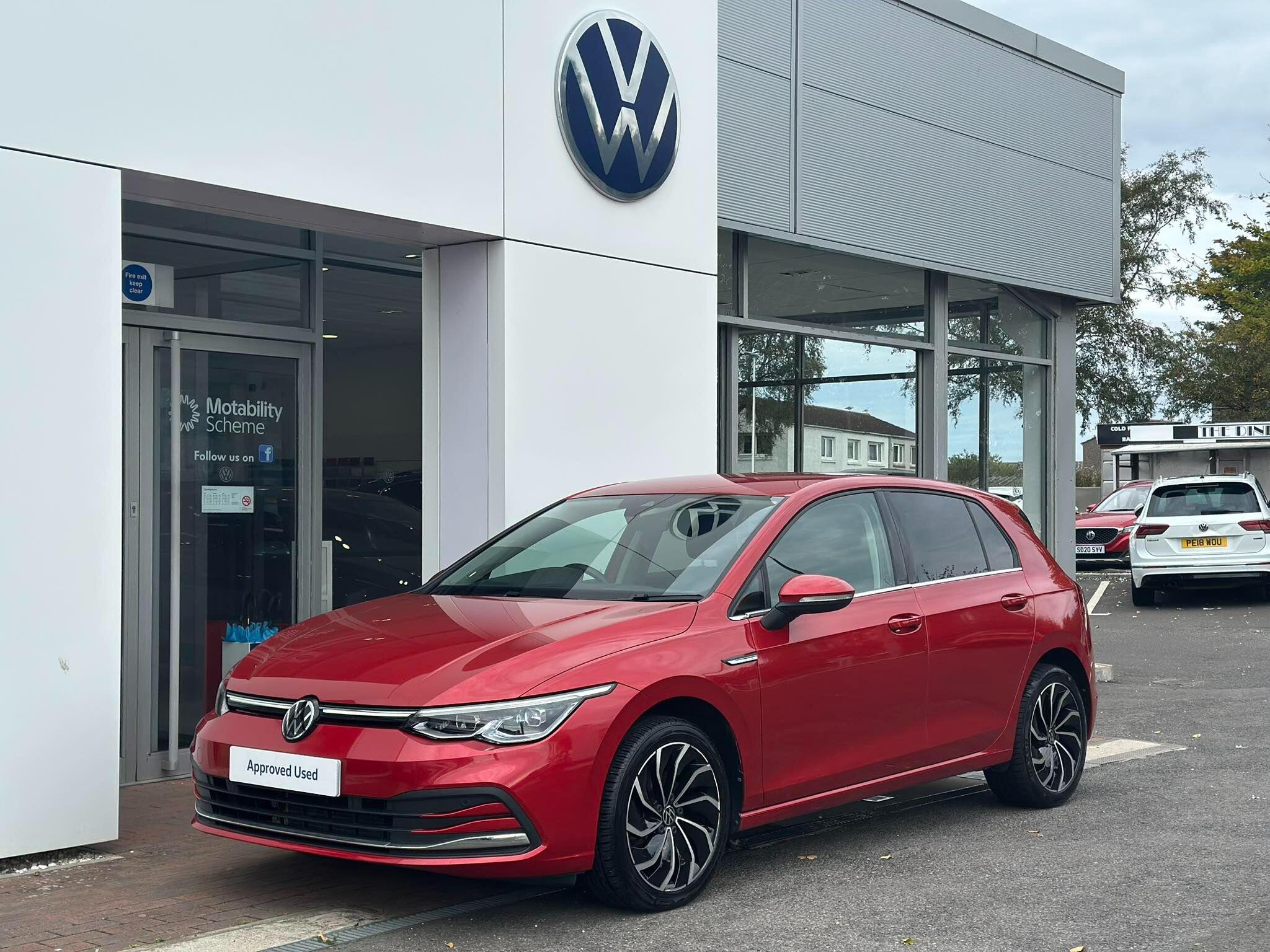 Main listing image - Volkswagen Golf