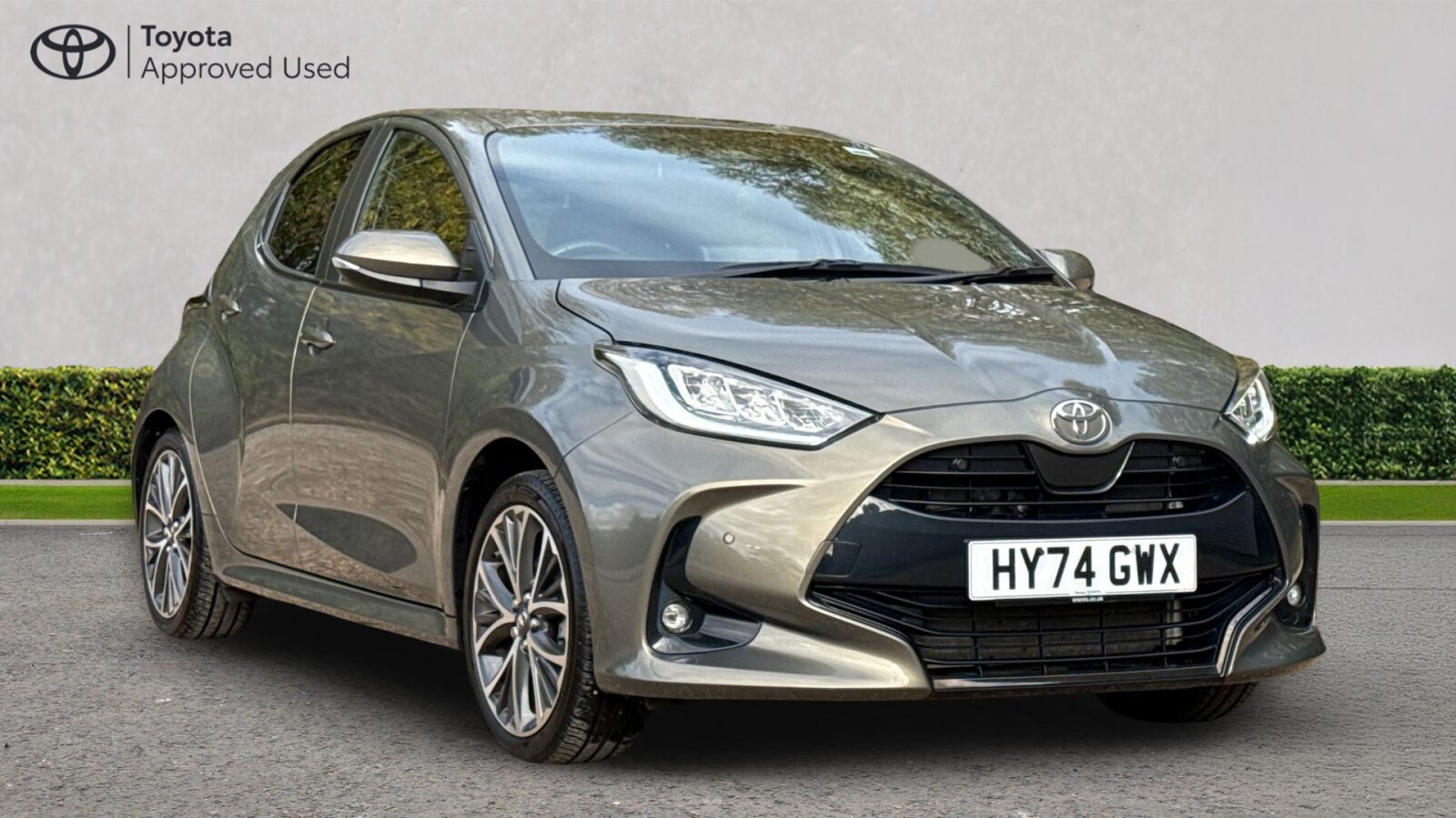 Main listing image - Toyota Yaris