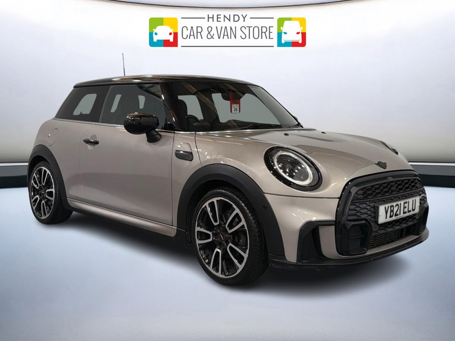 Main listing image - MINI Hatchback
