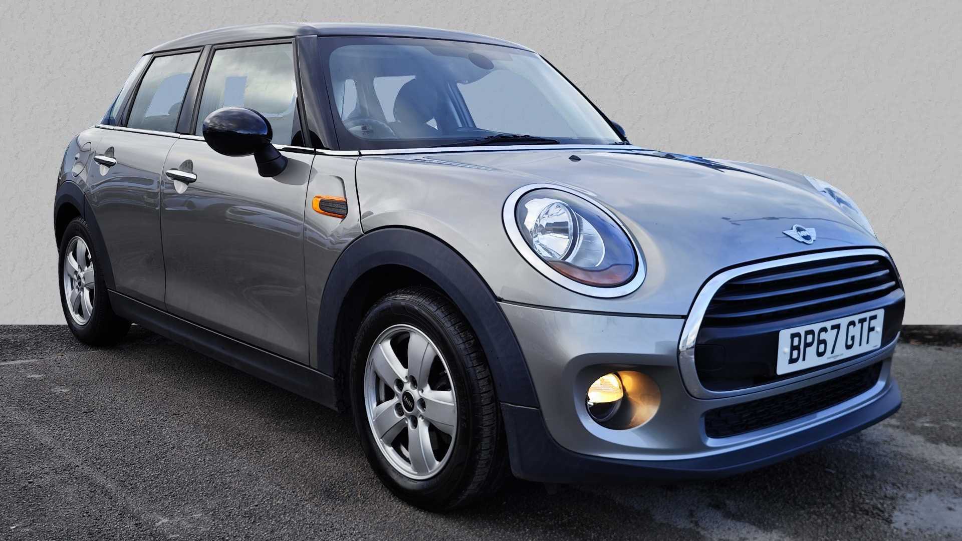 Main listing image - MINI Hatchback 5dr