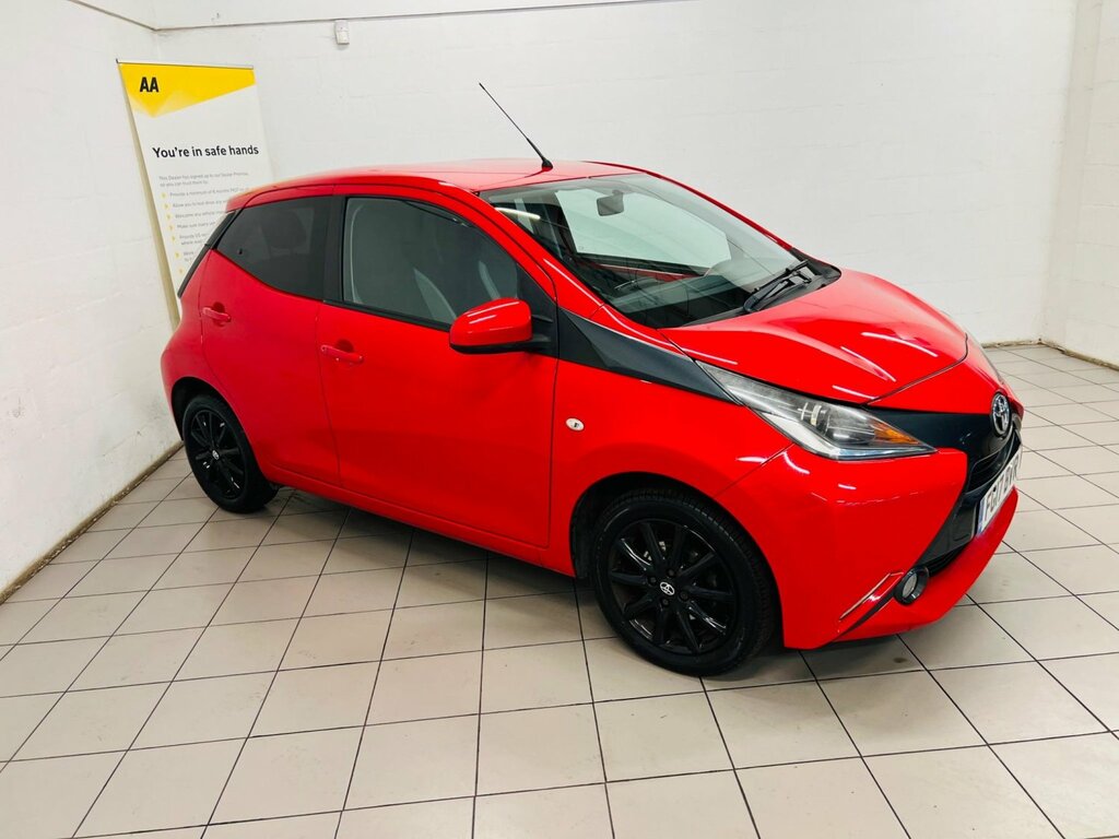 Main listing image - Toyota Aygo