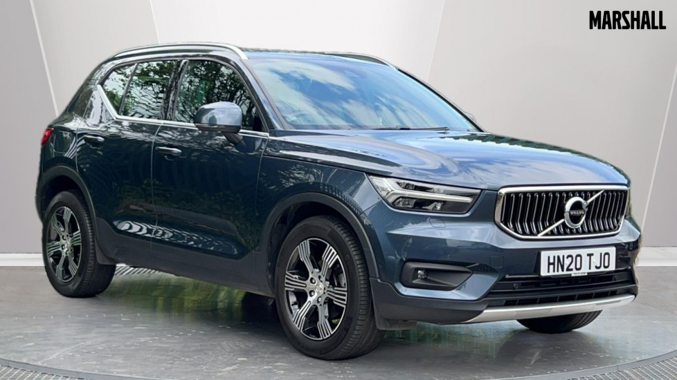 Main listing image - Volvo XC40