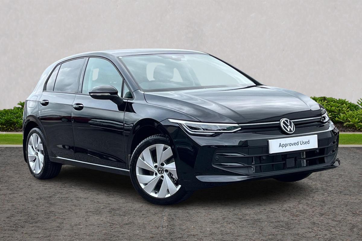 Main listing image - Volkswagen Golf