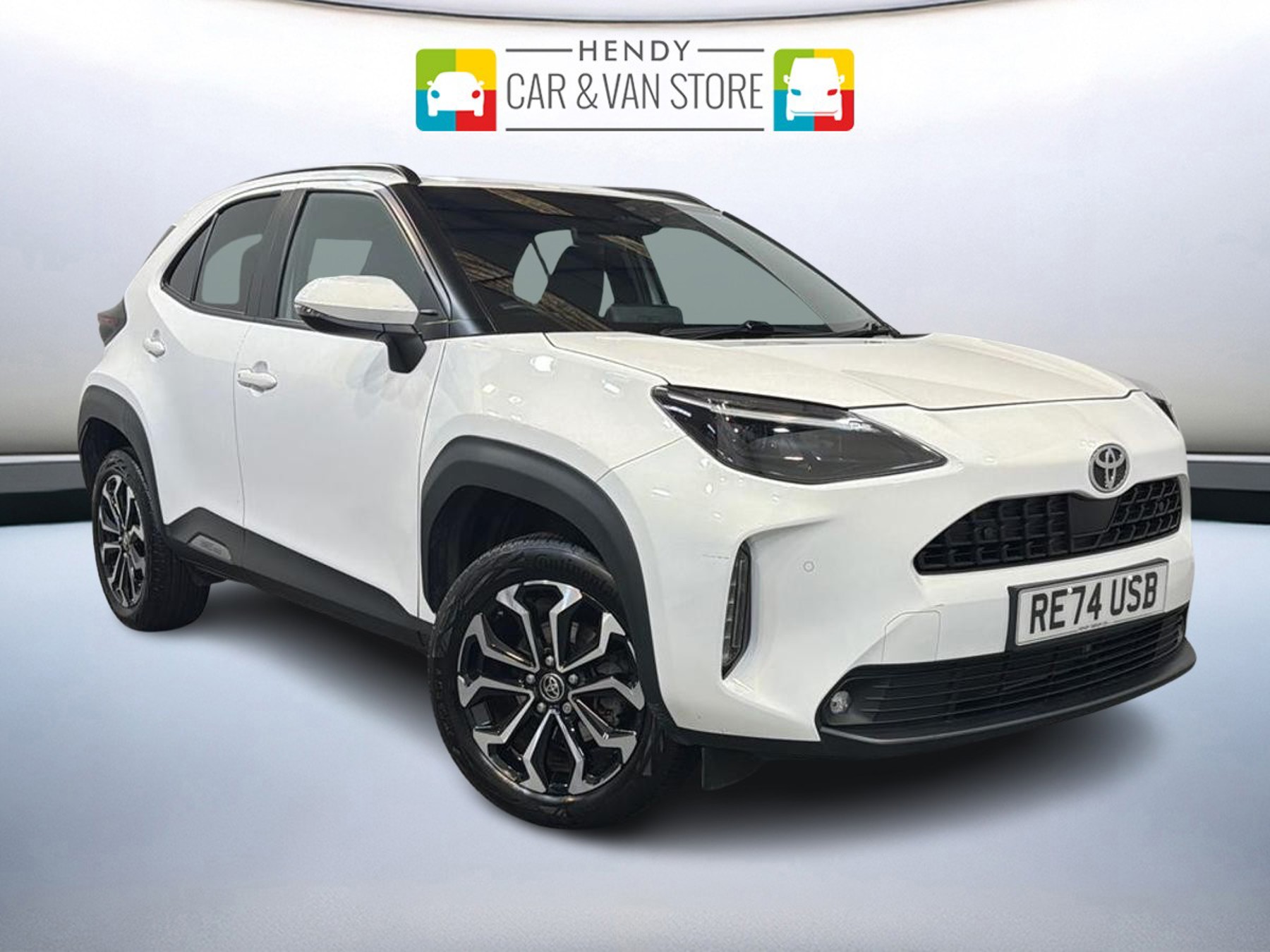Main listing image - Toyota Yaris Cross
