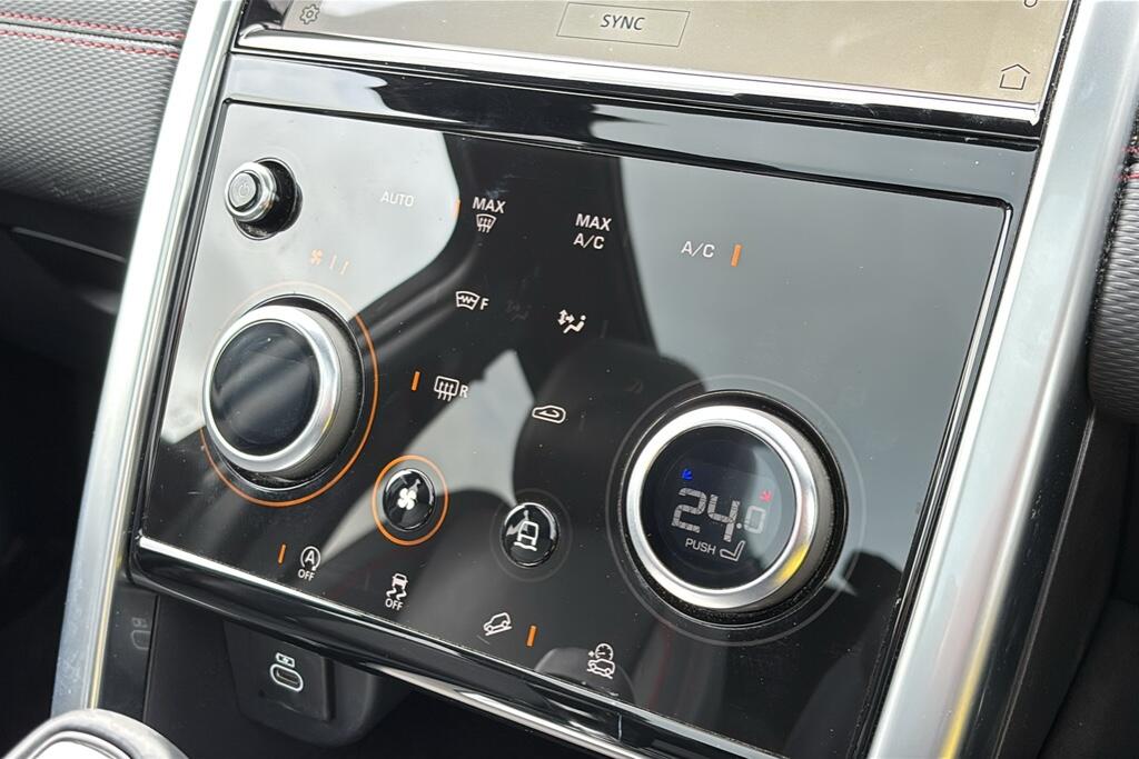 Main listing image - Land Rover Discovery Sport