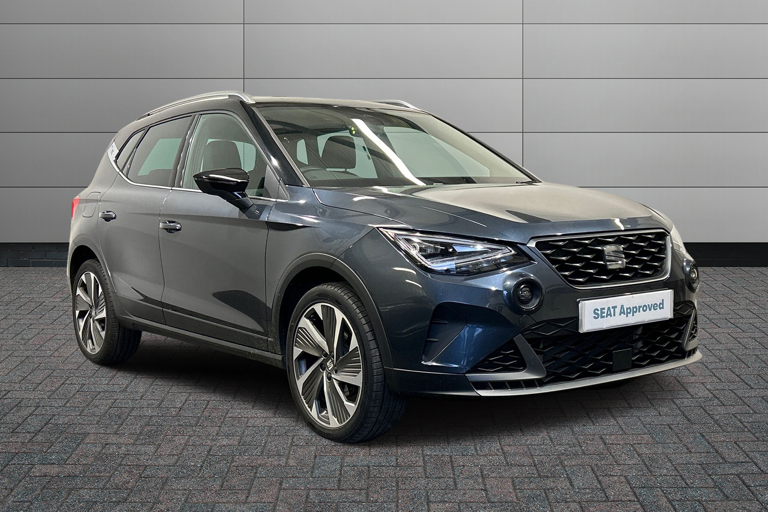 Main listing image - SEAT Arona