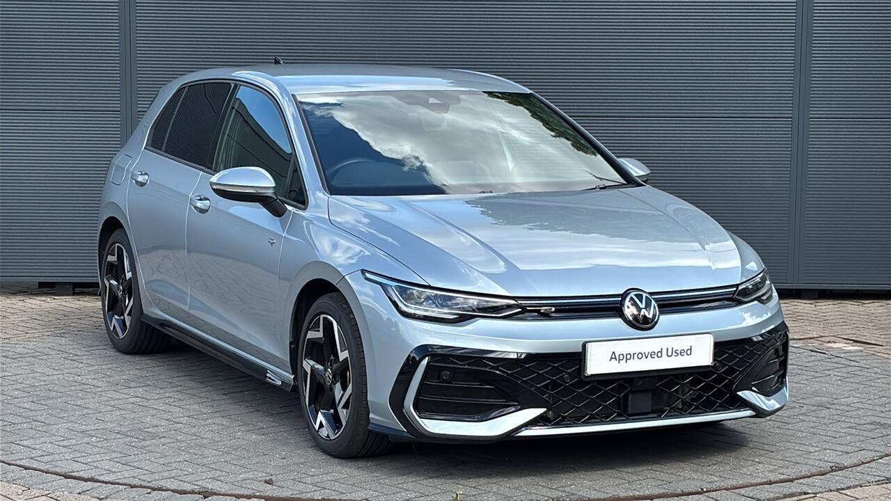 Main listing image - Volkswagen Golf
