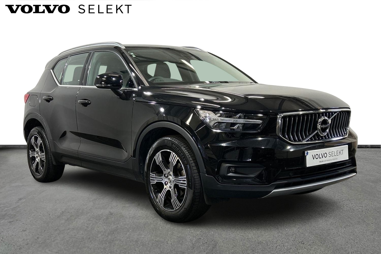 Main listing image - Volvo XC40