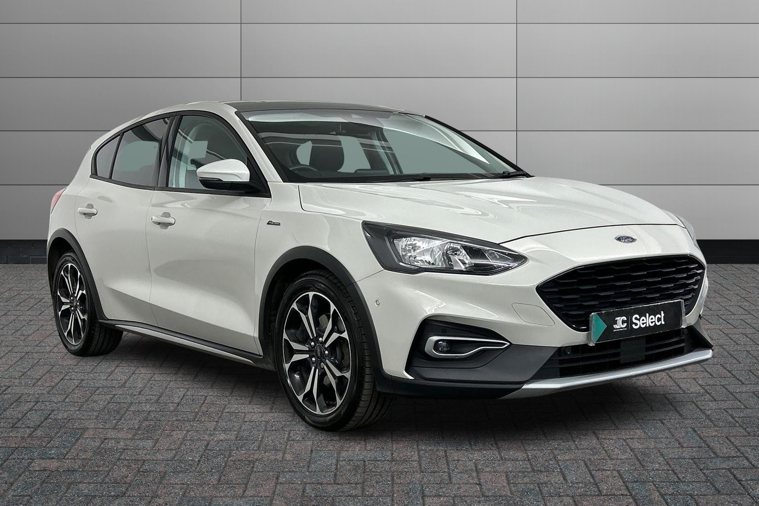 Main listing image - Ford Focus Active