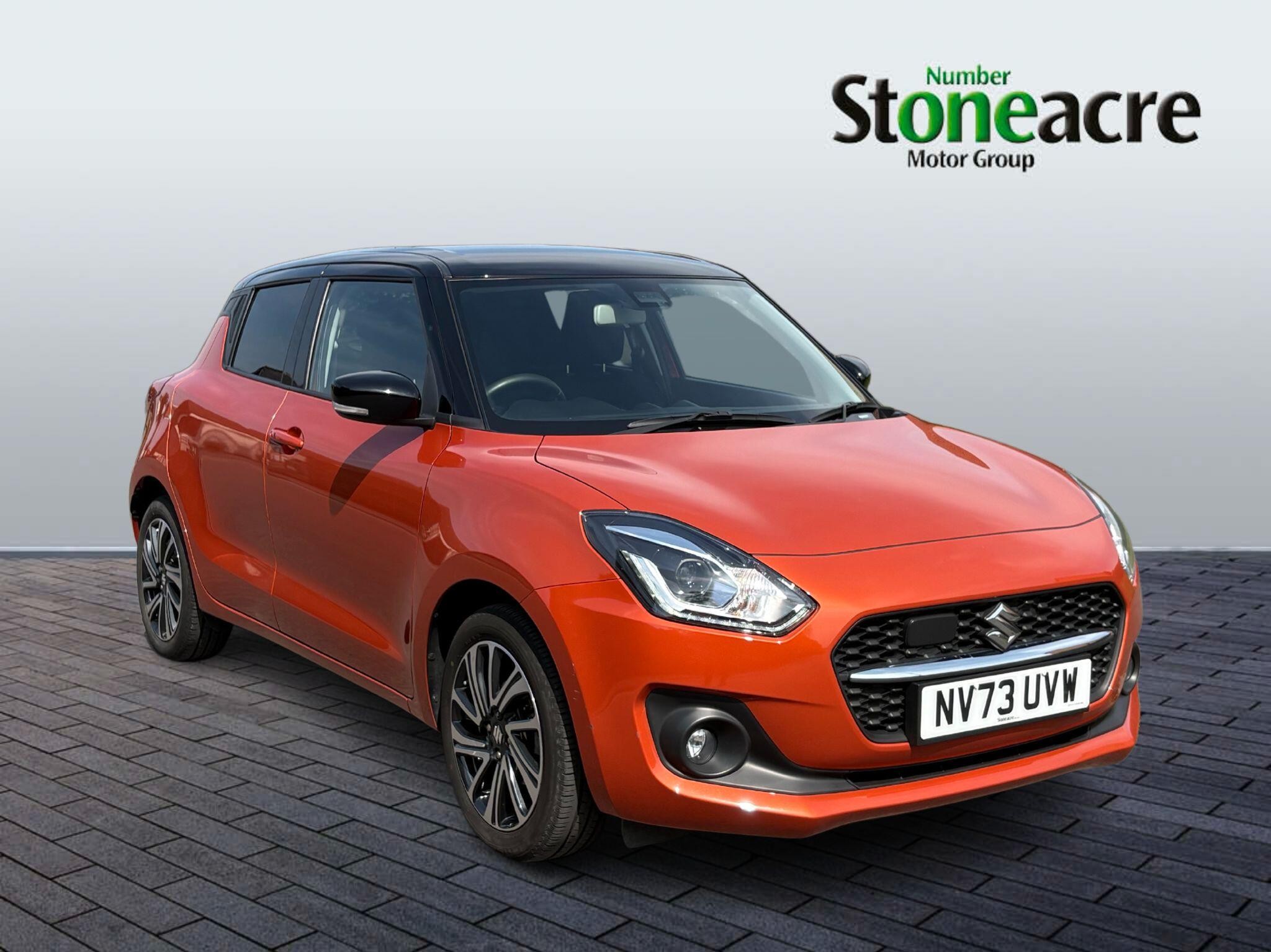 Main listing image - Suzuki Swift