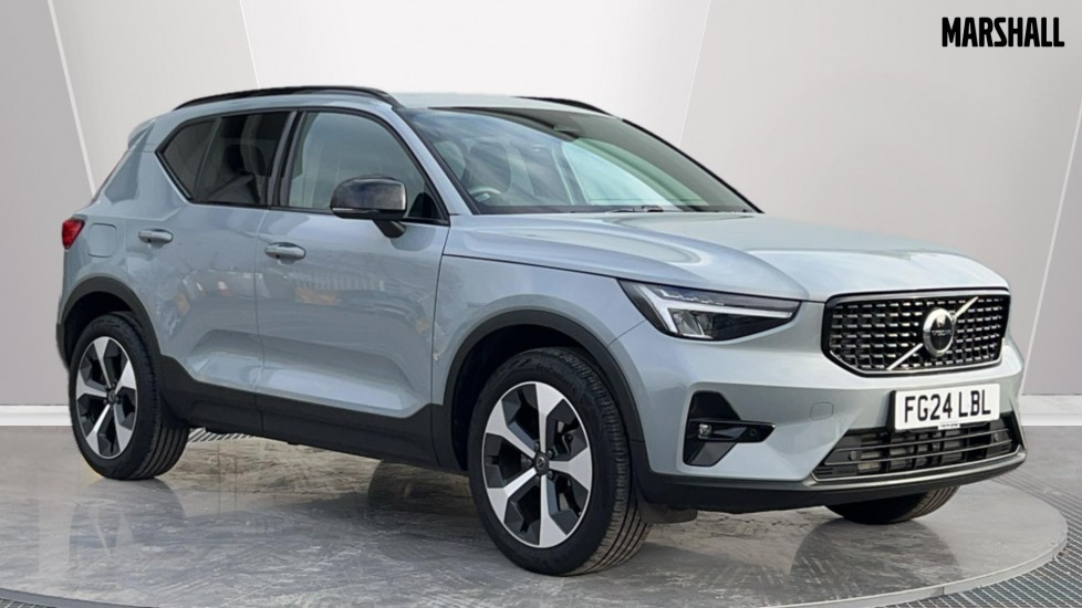 Main listing image - Volvo XC40