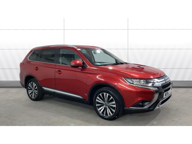 Main listing image - Mitsubishi Outlander