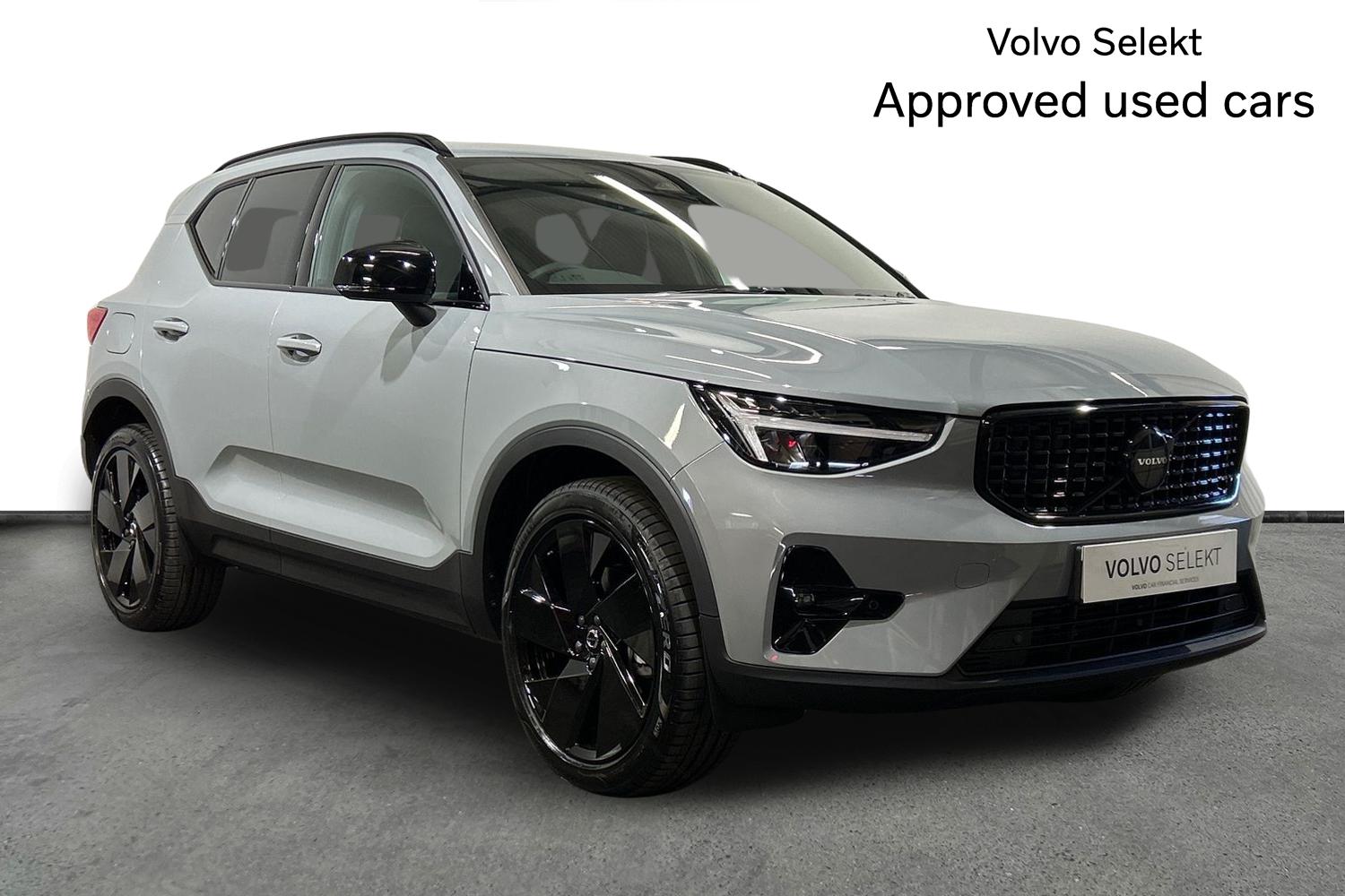 Main listing image - Volvo XC40