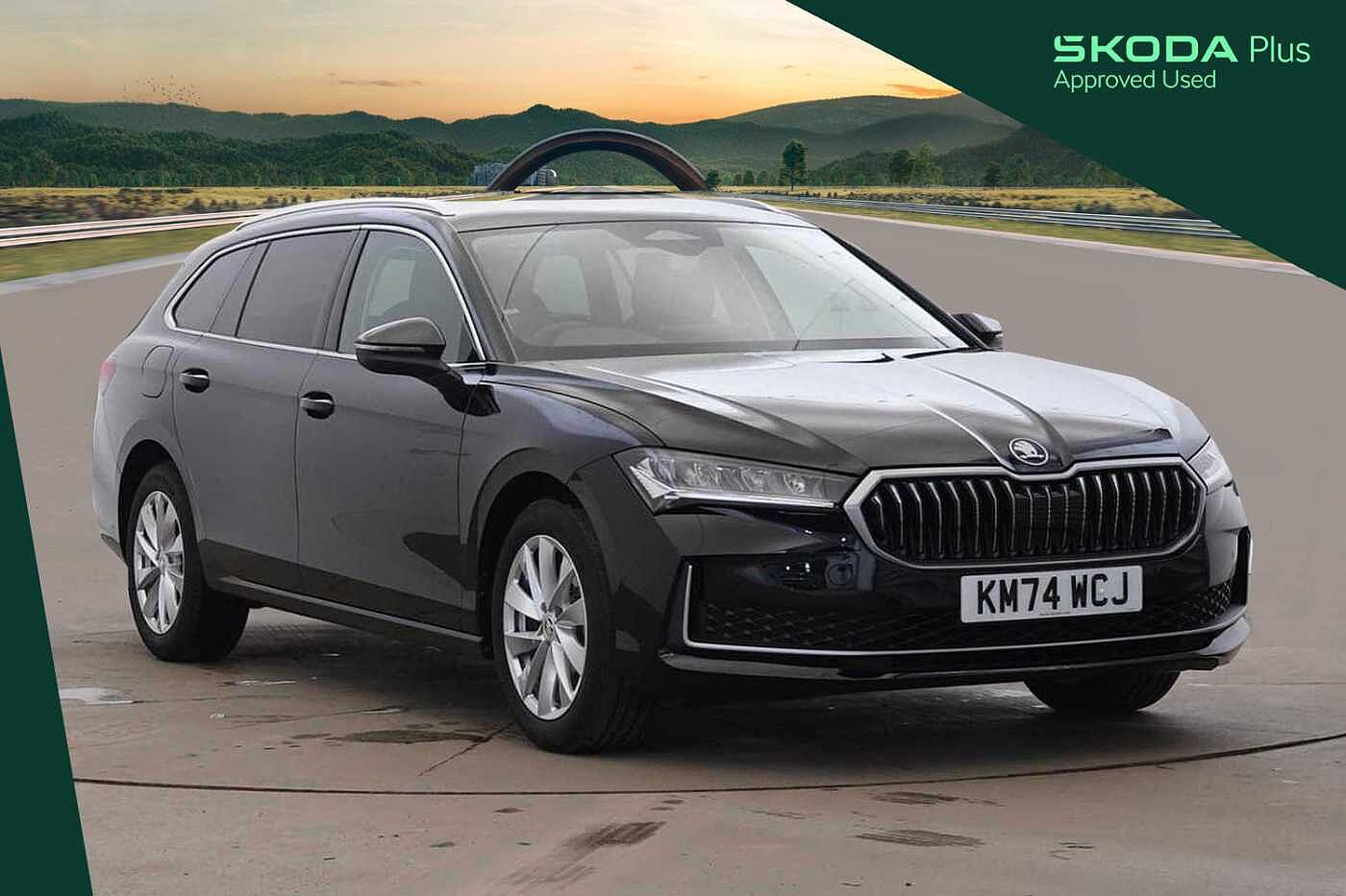 Main listing image - Skoda Superb Estate