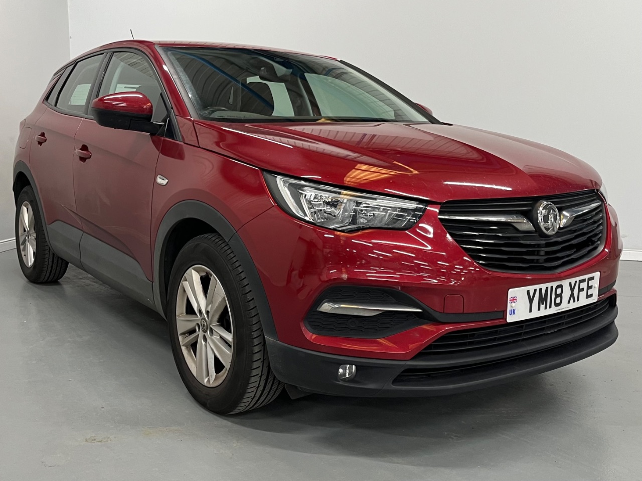 Main listing image - Vauxhall Grandland X