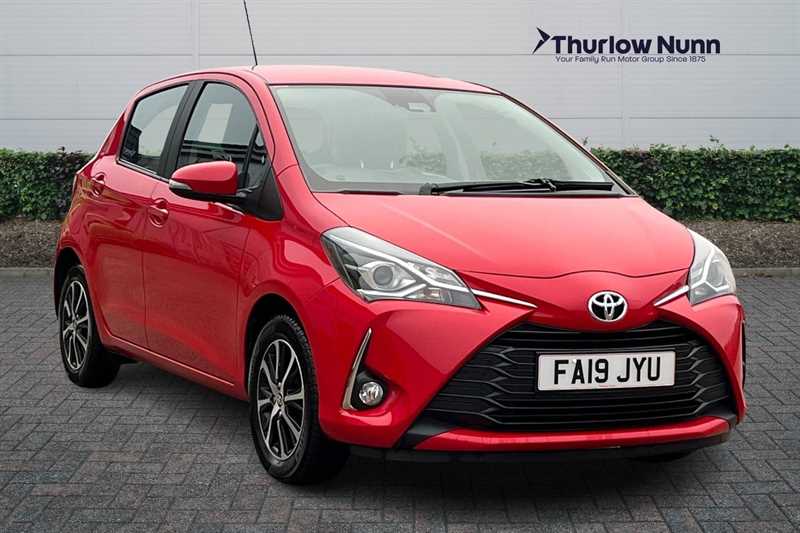 Main listing image - Toyota Yaris