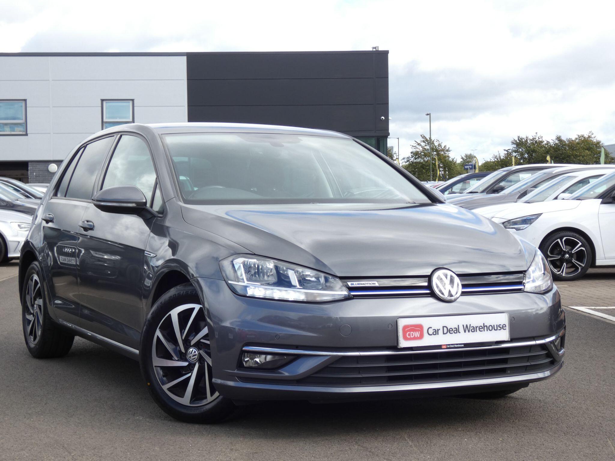 Main listing image - Volkswagen Golf