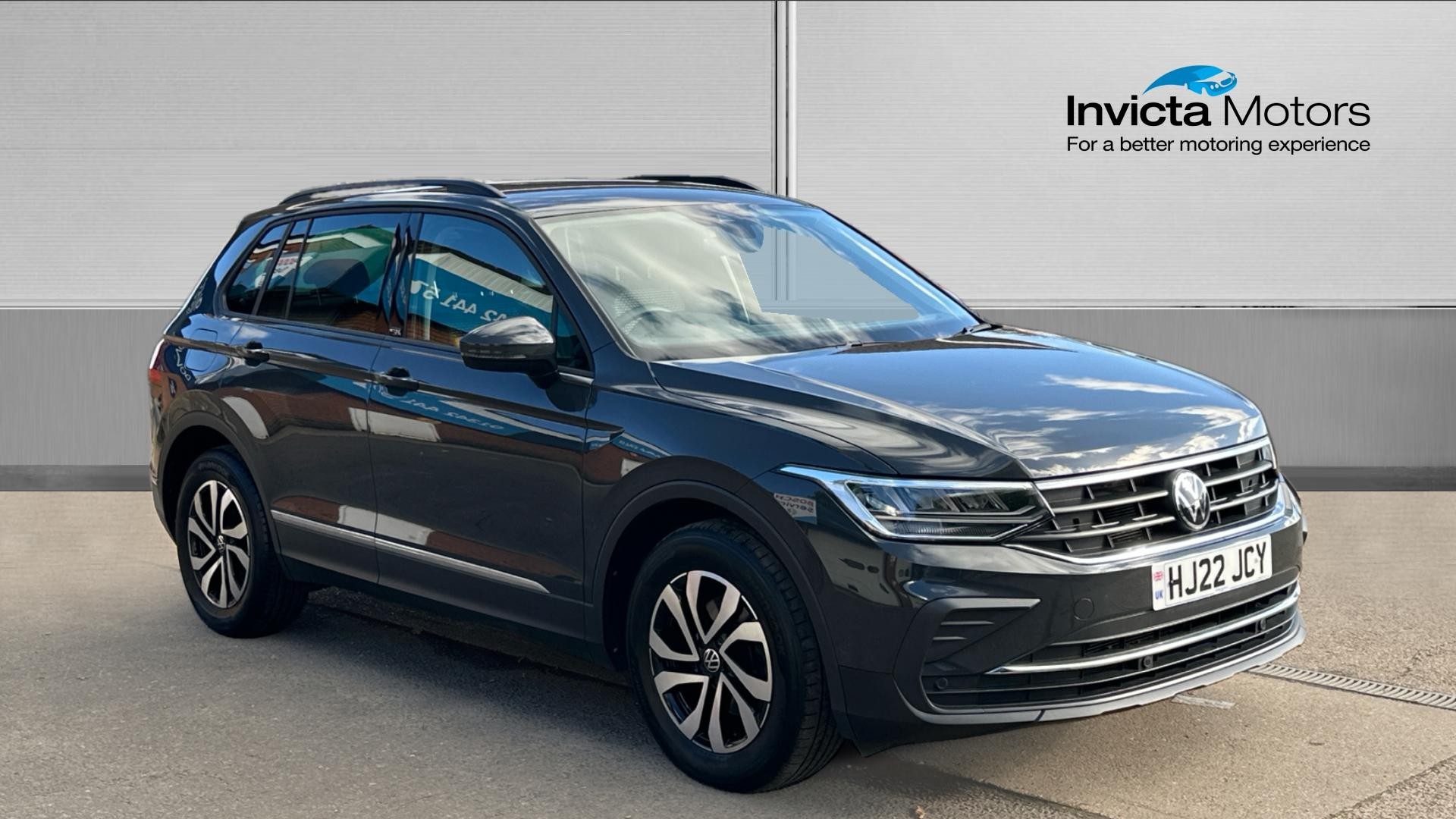 Main listing image - Volkswagen Tiguan